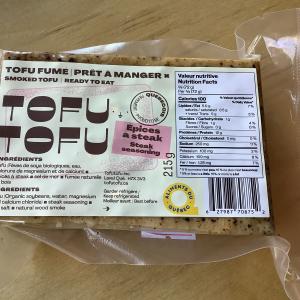 tofu-fume-epices-a-steak